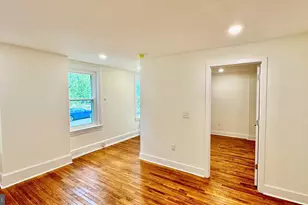 2148 Green St, Philadelphia, PA 19130 - Photo 8