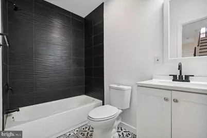 1805 E Oakdale Street, Philadelphia, PA 19125 - Photo 14