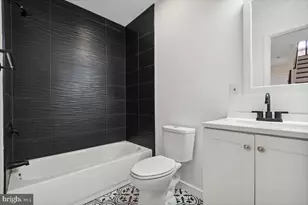 1805 E Oakdale St, Philadelphia, PA 19125 - Photo 14