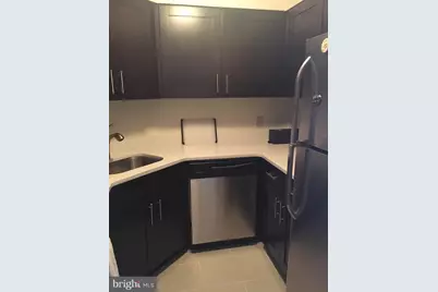 2020 Walnut Street #24A, Philadelphia, PA 19103 - Photo 4