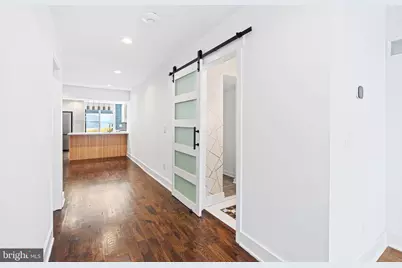 2125 S 9th Street, Philadelphia, PA 19148 - Photo 4