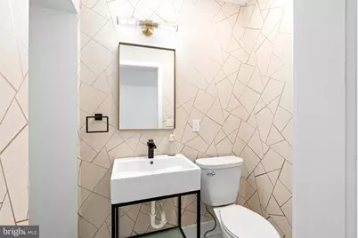 2125 S 9th Street, Philadelphia, PA 19148 - Photo 10