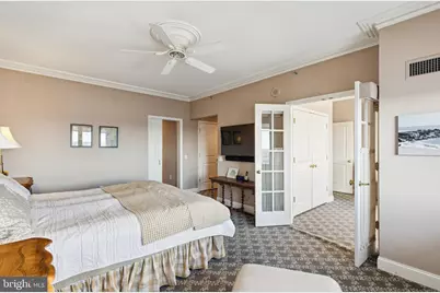 400-26 S. Broad Street S Broad Street #2204-2206, Philadelphia, PA 19146 - Photo 18