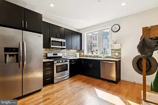 2555 Carpenter St, Philadelphia, PA 19146 - Photo 6