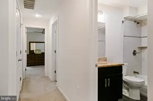 2555 Carpenter St, Philadelphia, PA 19146 - Photo 20