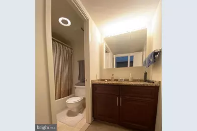 2020 Walnut Street #29F, Philadelphia, PA 19103 - Photo 2