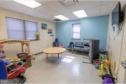 53 E Armat Street, Philadelphia, PA 19144 - Photo 18