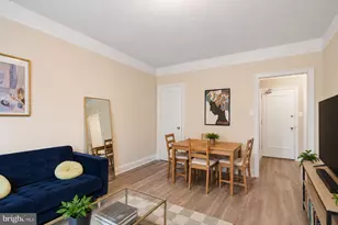 2031 Locust St, Philadelphia, PA 19103 - Photo 2