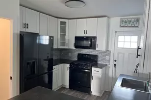 136 Davis St, Philadelphia, PA 19127 - Photo 4