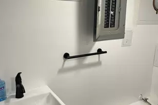 136 Davis St, Philadelphia, PA 19127 - Photo 8