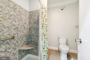 1127 Green St, Philadelphia, PA 19123 - Photo 6