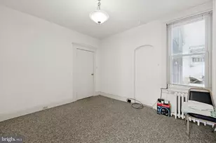 1127 Green St, Philadelphia, PA 19123 - Photo 10