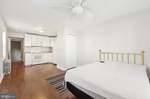 1127 Green St, Philadelphia, PA 19123 - Photo 16