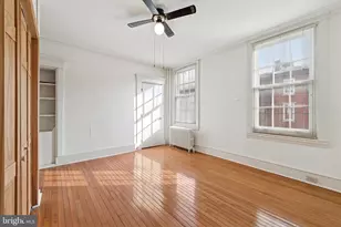 1127 Green St, Philadelphia, PA 19123 - Photo 10