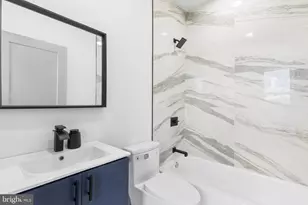 647 N 41st St, Philadelphia, PA 19104 - Photo 12