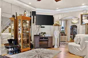 248 W Seymour St, Philadelphia, PA 19144 - Photo 4