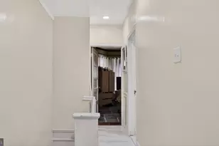 248 W Seymour St, Philadelphia, PA 19144 - Photo 12