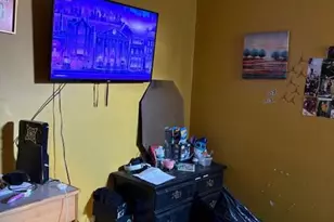 4225 N Sydenham St, Philadelphia, PA 19140 - Photo 10