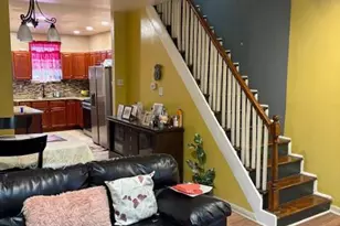 4225 N Sydenham St, Philadelphia, PA 19140 - Photo 4