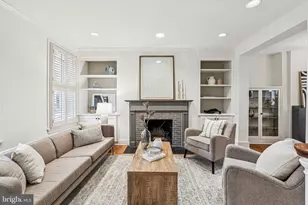 2133 Cypress St, Philadelphia, PA 19103 - Photo 1