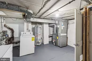 2133 Cypress St, Philadelphia, PA 19103 - Photo 32