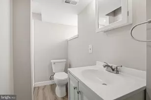 1621 Benson St, Philadelphia, PA 19152 - Photo 16