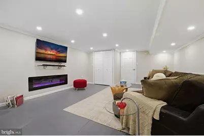 744 Longshore Avenue, Philadelphia, PA 19111 - Photo 34