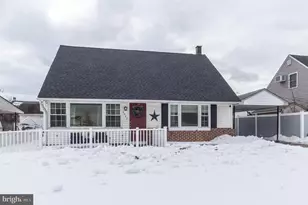 2862 Nautilus Rd, Philadelphia, PA 19154 - Photo 2