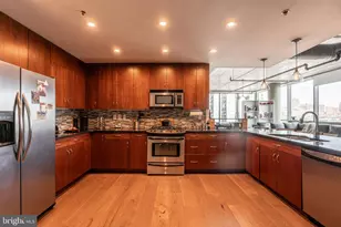 1352 South St, Philadelphia, PA 19147 - Photo 8