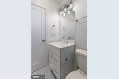 710 N 16th Street #204, Philadelphia, PA 19130 - Photo 8