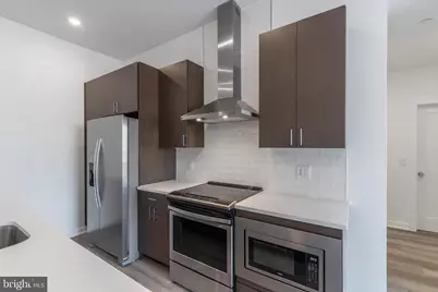 710 N 16th Street #204, Philadelphia, PA 19130 - Photo 2