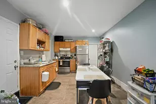 1705 Harrison St, Philadelphia, PA 19124 - Photo 16