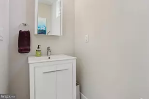 2567 E Thompson St, Philadelphia, PA 19125 - Photo 12