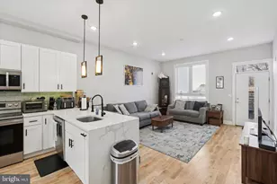 409 W Hewson St, Philadelphia, PA 19122 - Photo 2