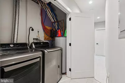 409 W Hewson Street #1, Philadelphia, PA 19122 - Photo 12