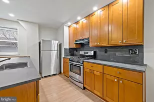 1332 S 7th St, Philadelphia, PA 19147 - Photo 2