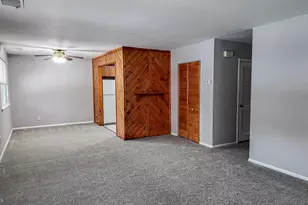 3303 S Keswick Cir, Philadelphia, PA 19114 - Photo 4