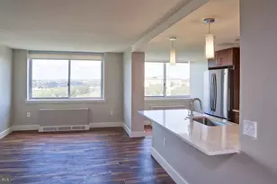 2200 Benjamin Franklin Pkwy, Philadelphia, PA 19130 - Photo 4