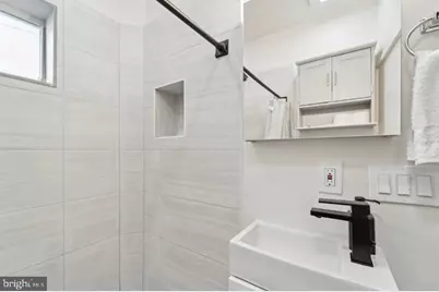 2328 S Warnock Street, Philadelphia, PA 19148 - Photo 14