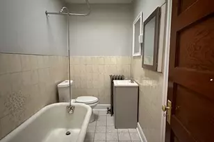 2046 Conlyn St, Philadelphia, PA 19138 - Photo 8