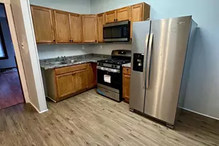 2046 Conlyn St, Philadelphia, PA 19138 - Photo 2