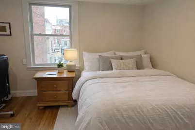 414 S 15th Street #3R, Philadelphia, PA 19146 - Photo 4