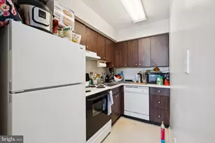 1420 Locust St, Philadelphia, PA 19102 - Photo 2