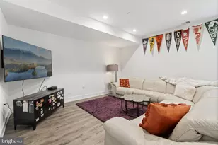 263 Hermitage St, Philadelphia, PA 19127 - Photo 8