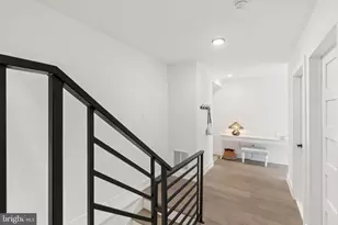 263 Hermitage St, Philadelphia, PA 19127 - Photo 10