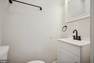 1511 W Chew St, Philadelphia, PA 19141 - Photo 12