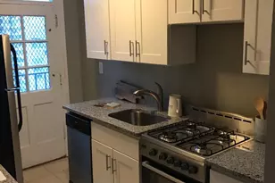 2031 Locust St, Philadelphia, PA 19103 - Photo 4