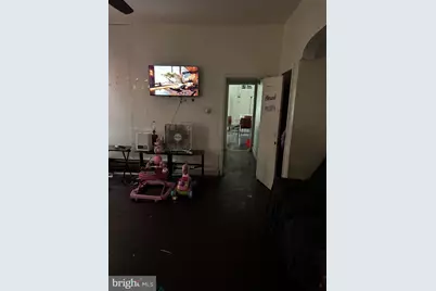 2003 N 33rd Street, Philadelphia, PA 19121 - Photo 6