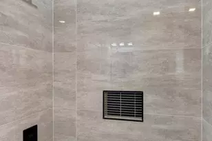 34 W Sharpnack St, Philadelphia, PA 19119 - Photo 20