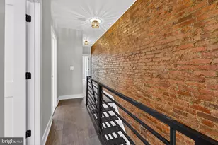 34 W Sharpnack St, Philadelphia, PA 19119 - Photo 22